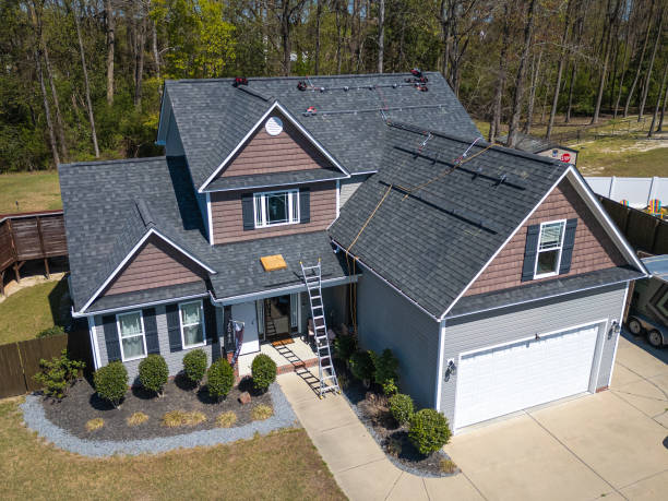 Best Roof Maintenance and Cleaning  in Bratenahl, OH